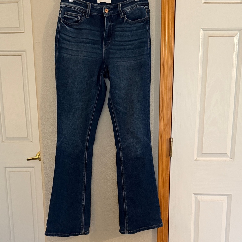 Elegant Indigo Boot Cut Women's Jeans